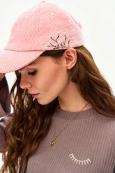 Wild Daisies baseball cap