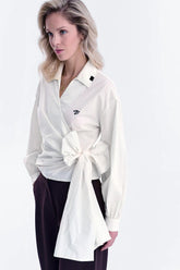 Jemný příběh zavázaná košile