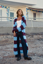 Langer Cardigan in Mitternachts-Merlot