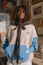 Mikina s batikou Blooming Back x Claire Iglesias