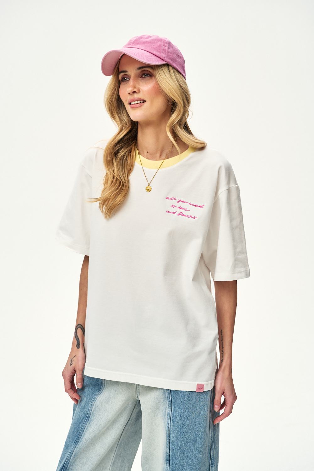 T-shirt Sunday Market