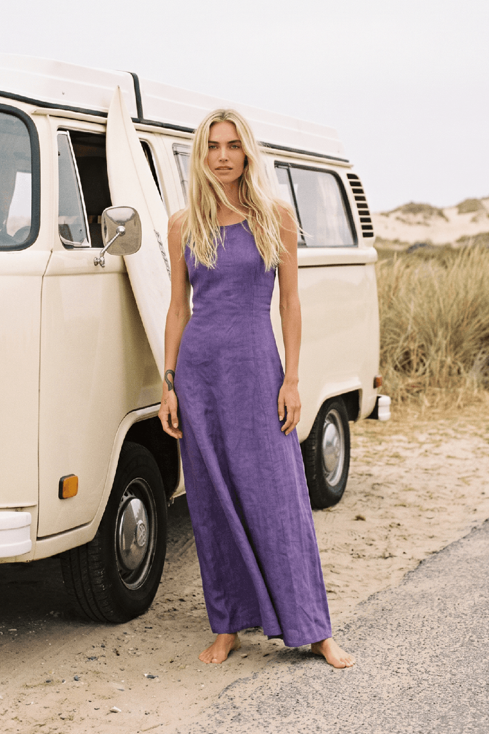 Grape Flare Langes Leinenkleid
