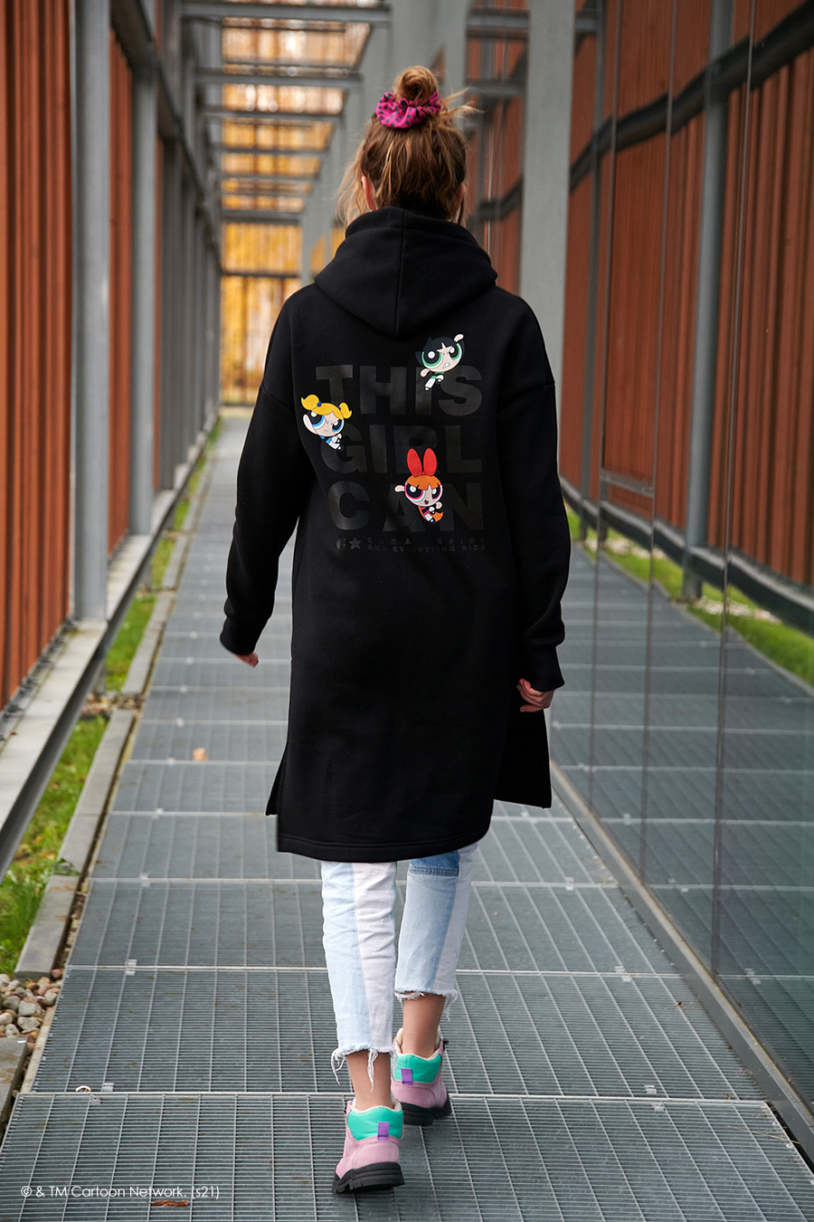 Powerpuff Girls Rock hosszított kapucnis pulóver