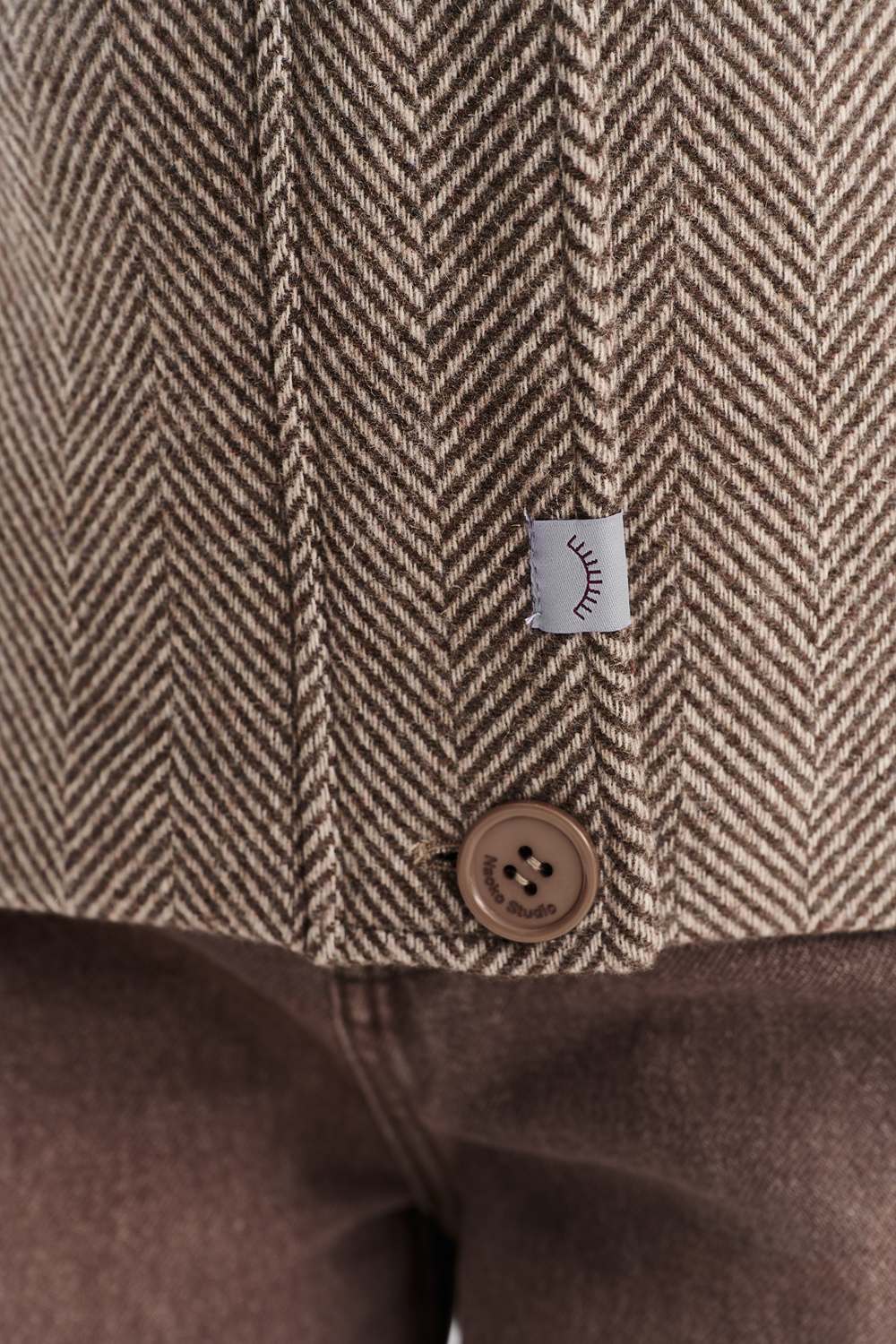 Biscuit Charm Woljas