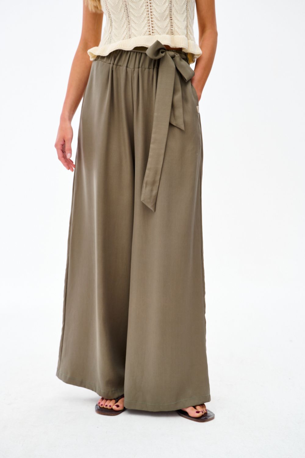 Field Notes Wide-Leg Pants