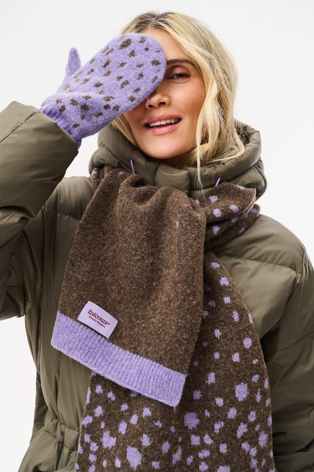 Bambi Mood Gloves