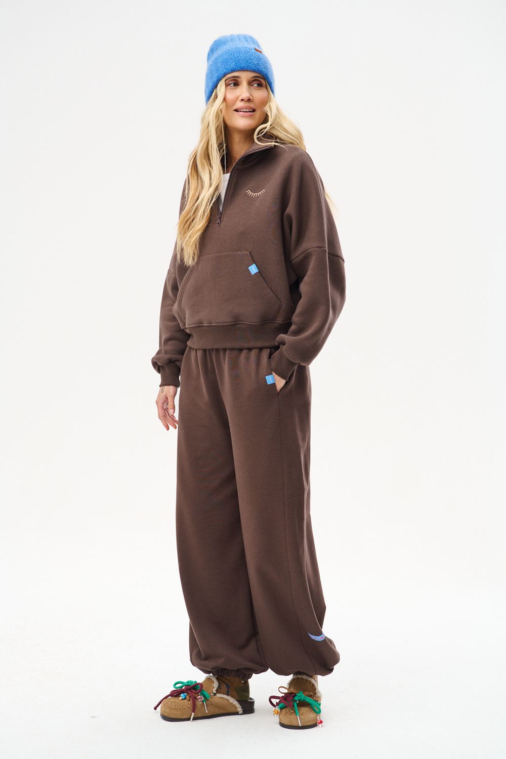 Hibernation Mode sweatpants