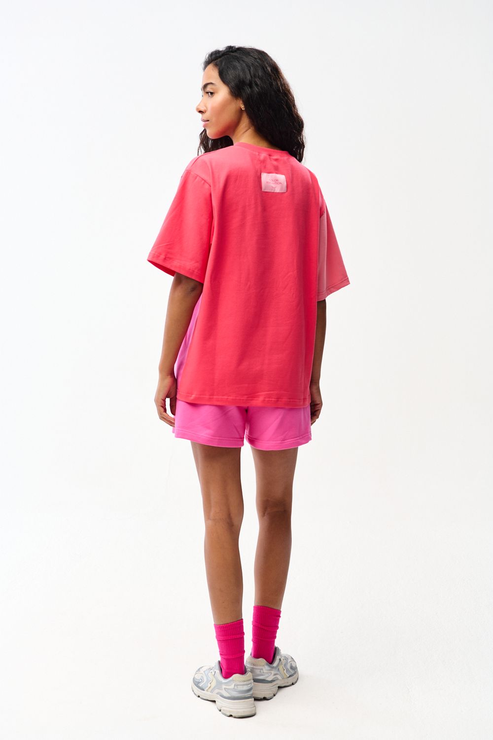 Tricou Socially Selective