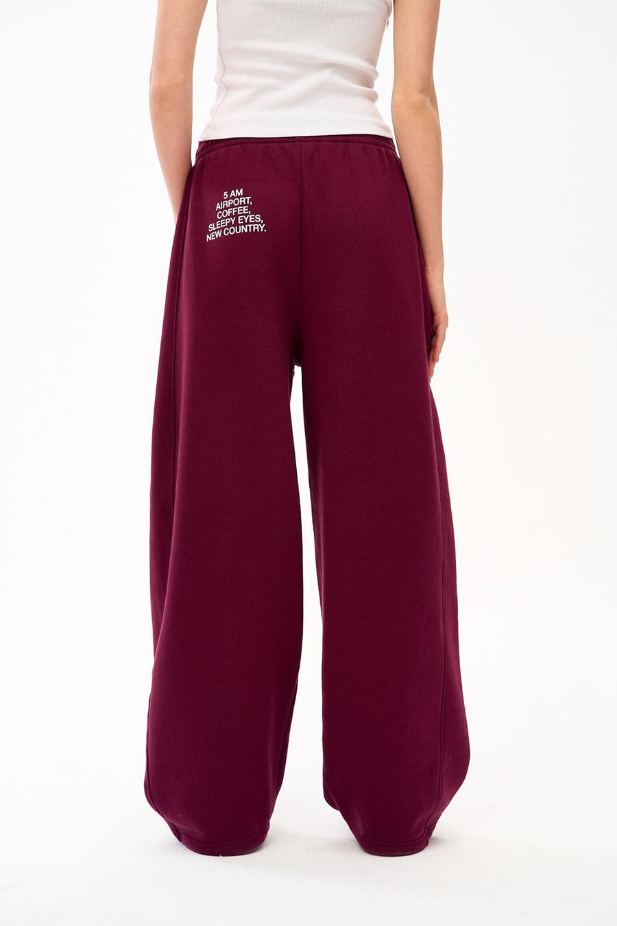 Pantaloni de trening largi Boarding Soon