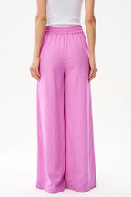 Pantaloni largi din in Primavera