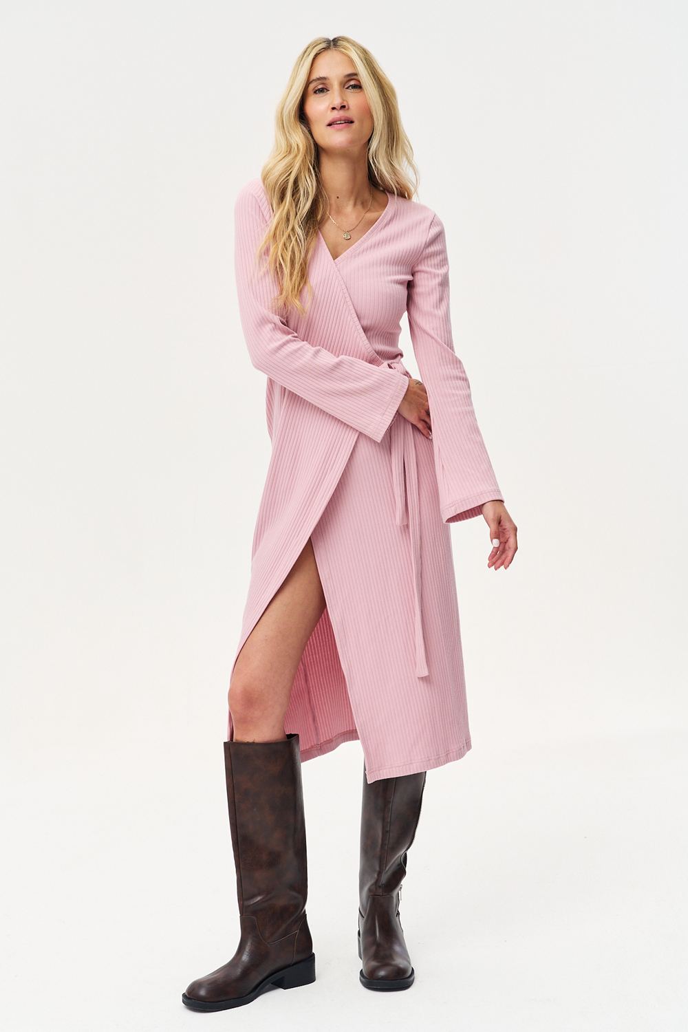 Gentle Blush Knit Midi Dress