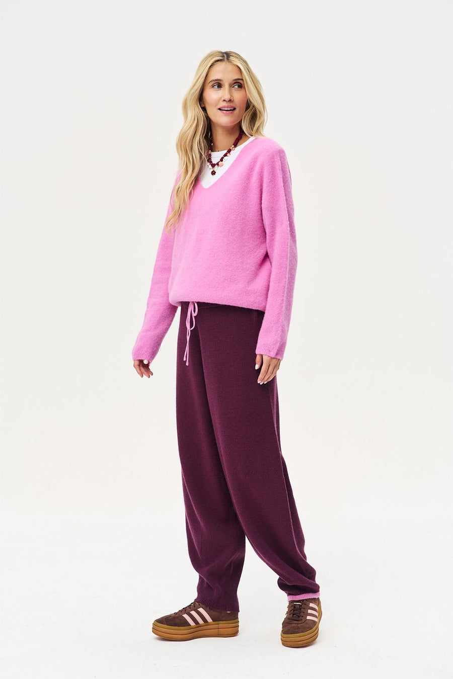 Dark Comfort Knit Pants