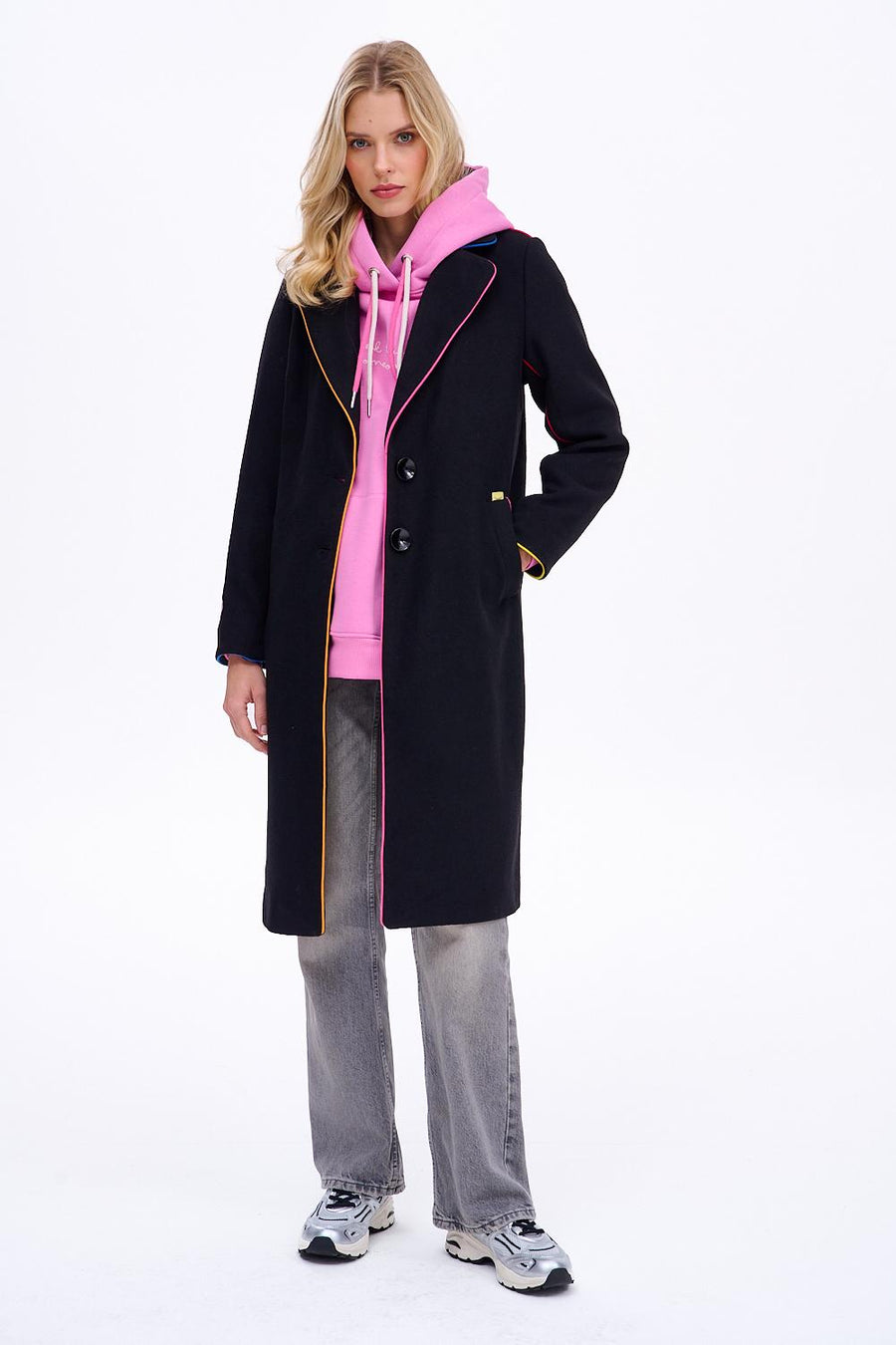 Ant krašto klasikinis paltas
