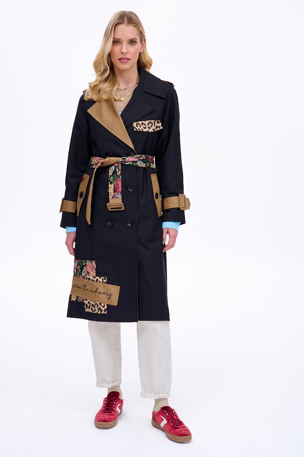 Flygt fra det Almindelige klassisk trenchcoat