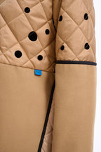 Mantel aus pinpoint-gebundenem Stoff
