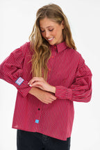 Camicia Dramatic Entrance