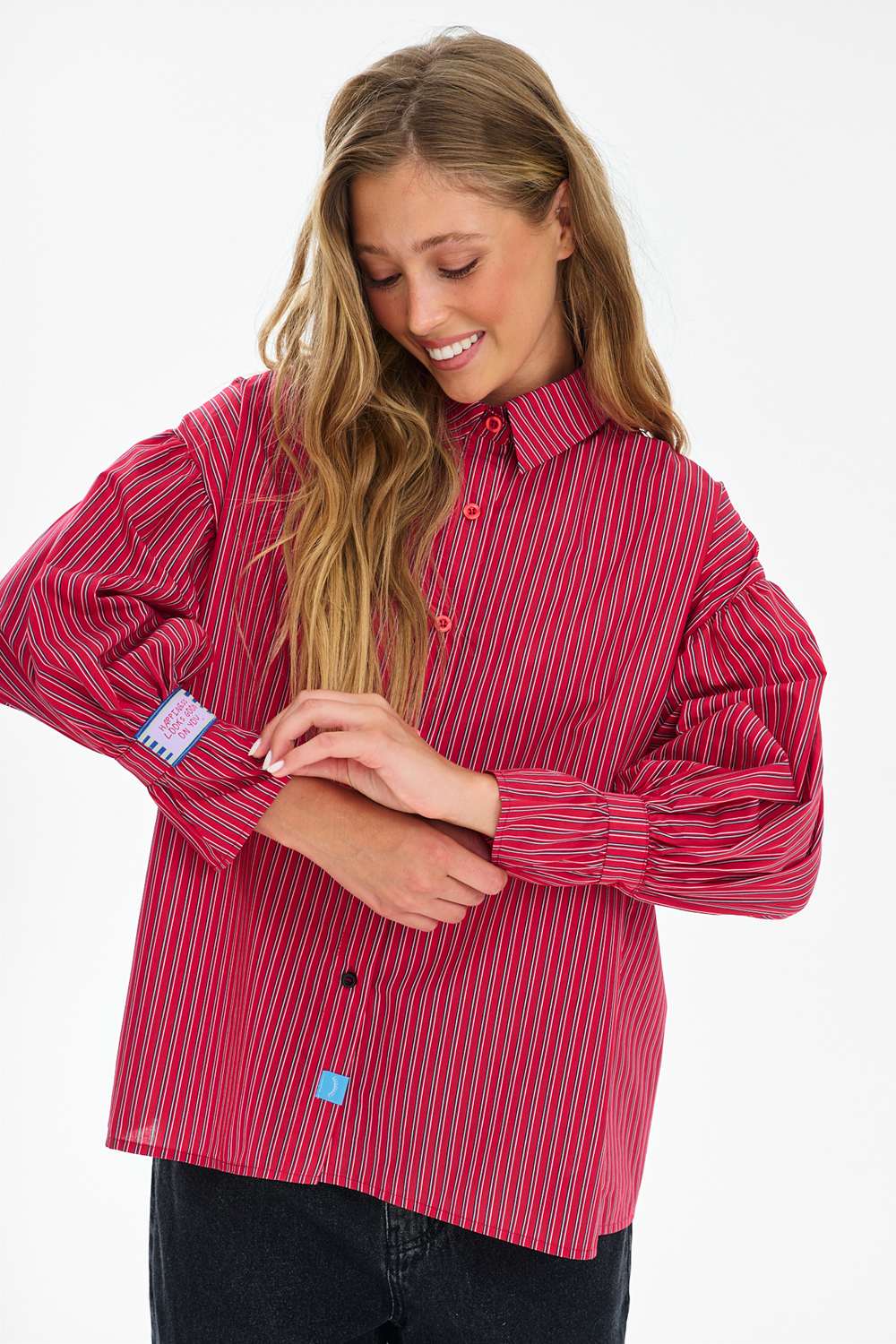 Camicia Dramatic Entrance