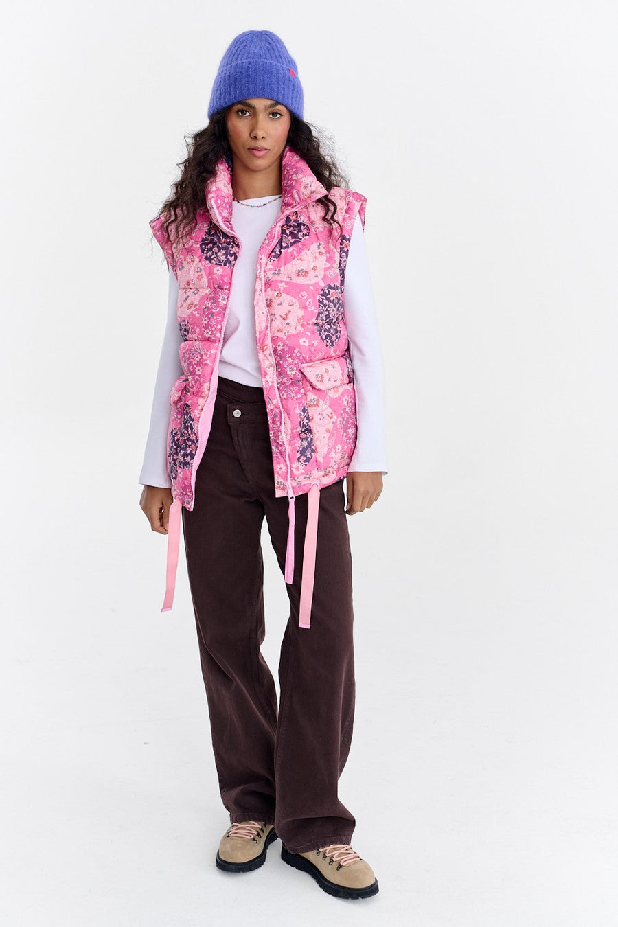 Cool Cherry winter jacket with detachable sleeves