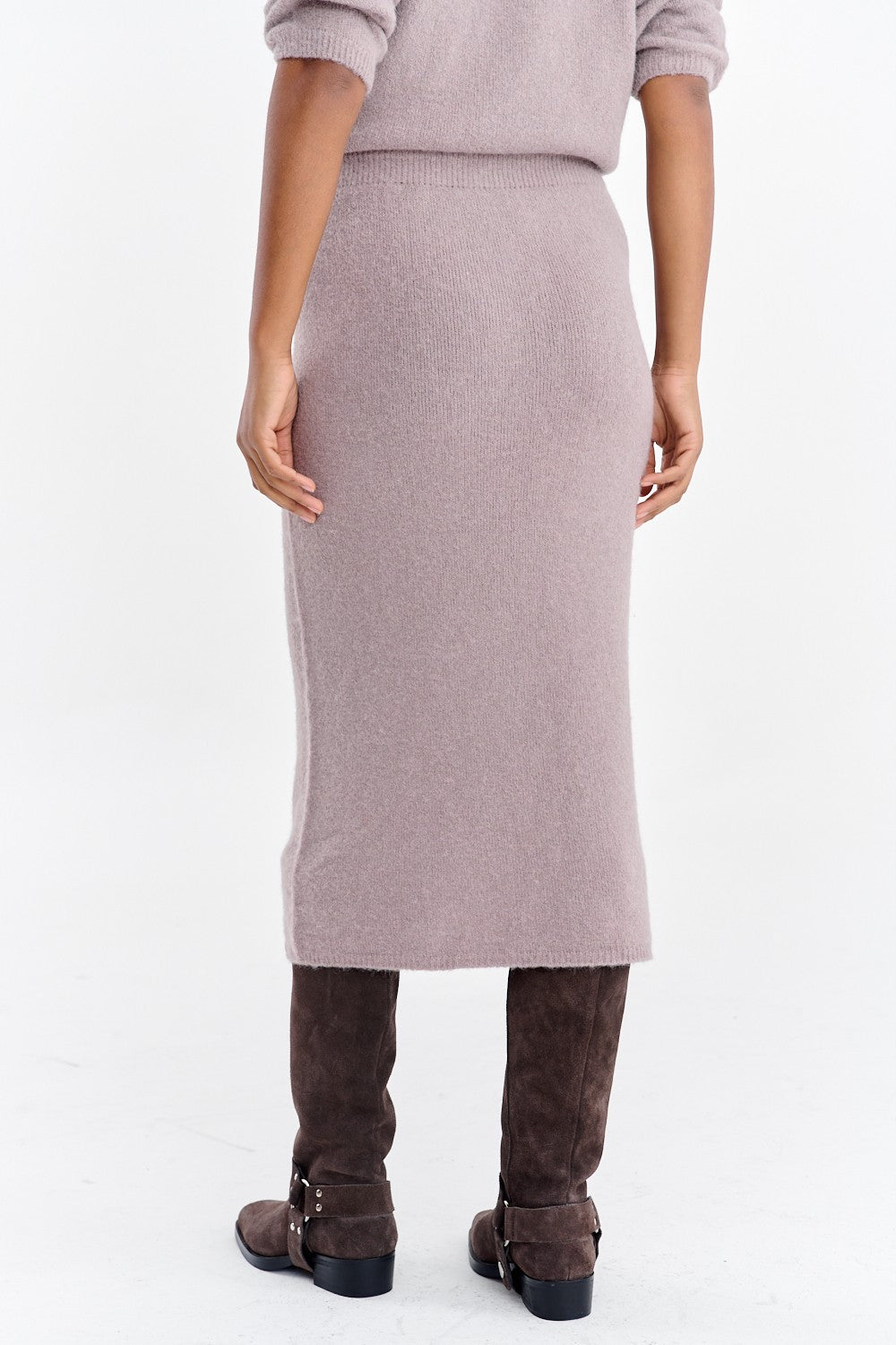 Calm Story knitted skirt