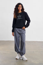 Sweatshirt med tryk Roaming Spirit