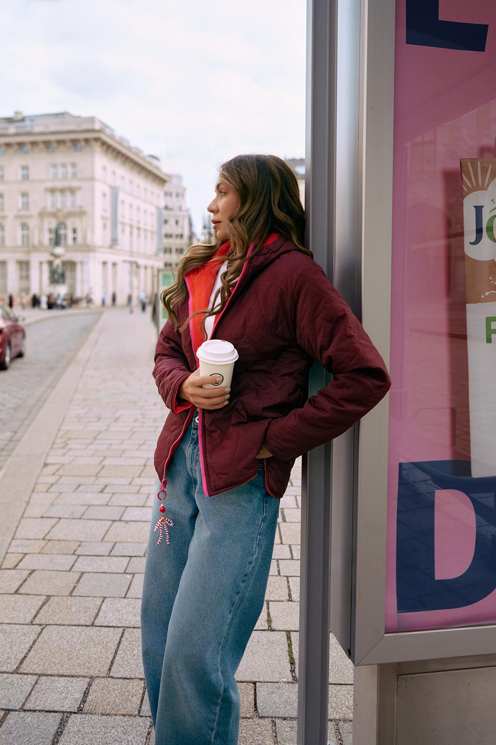 Poppy Loud Love wendbare Jacke mit Kapuze