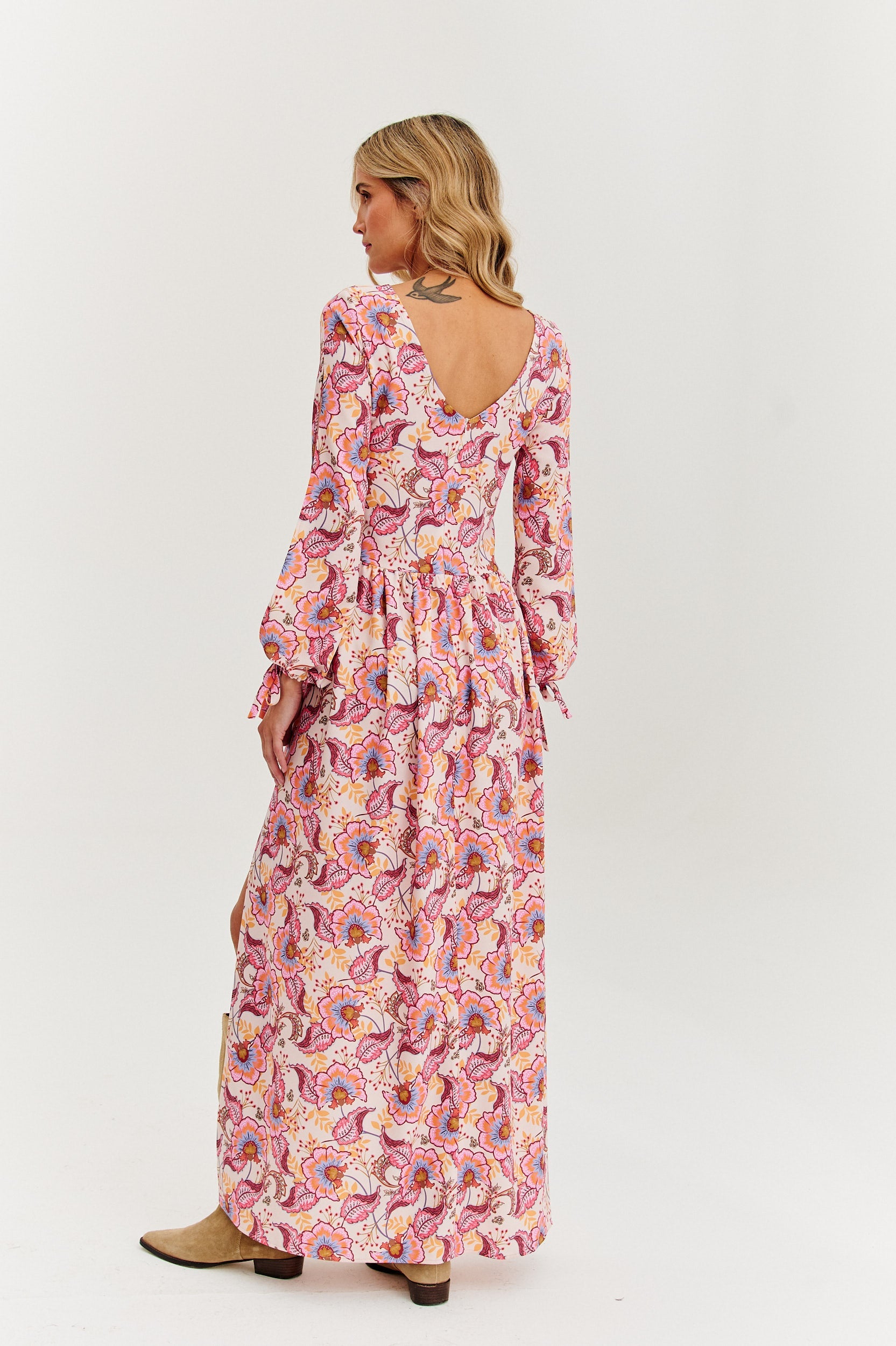 Rochie maxi cu mâneci crăpate Dreamfield