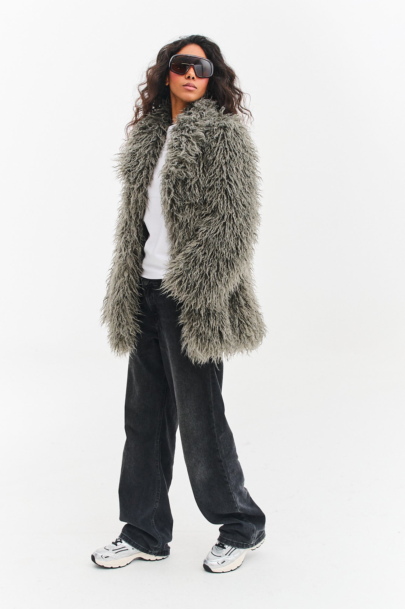 専用❗️超ふわもこOVERSIZE GRAY SHADOW FUR OUTER Shadow faux fur jacket – NAOKO-STORE.com