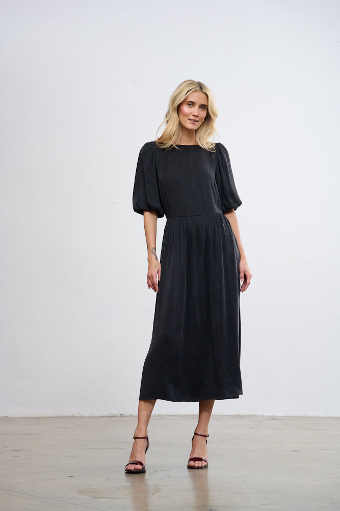 Black Orchid midi dress