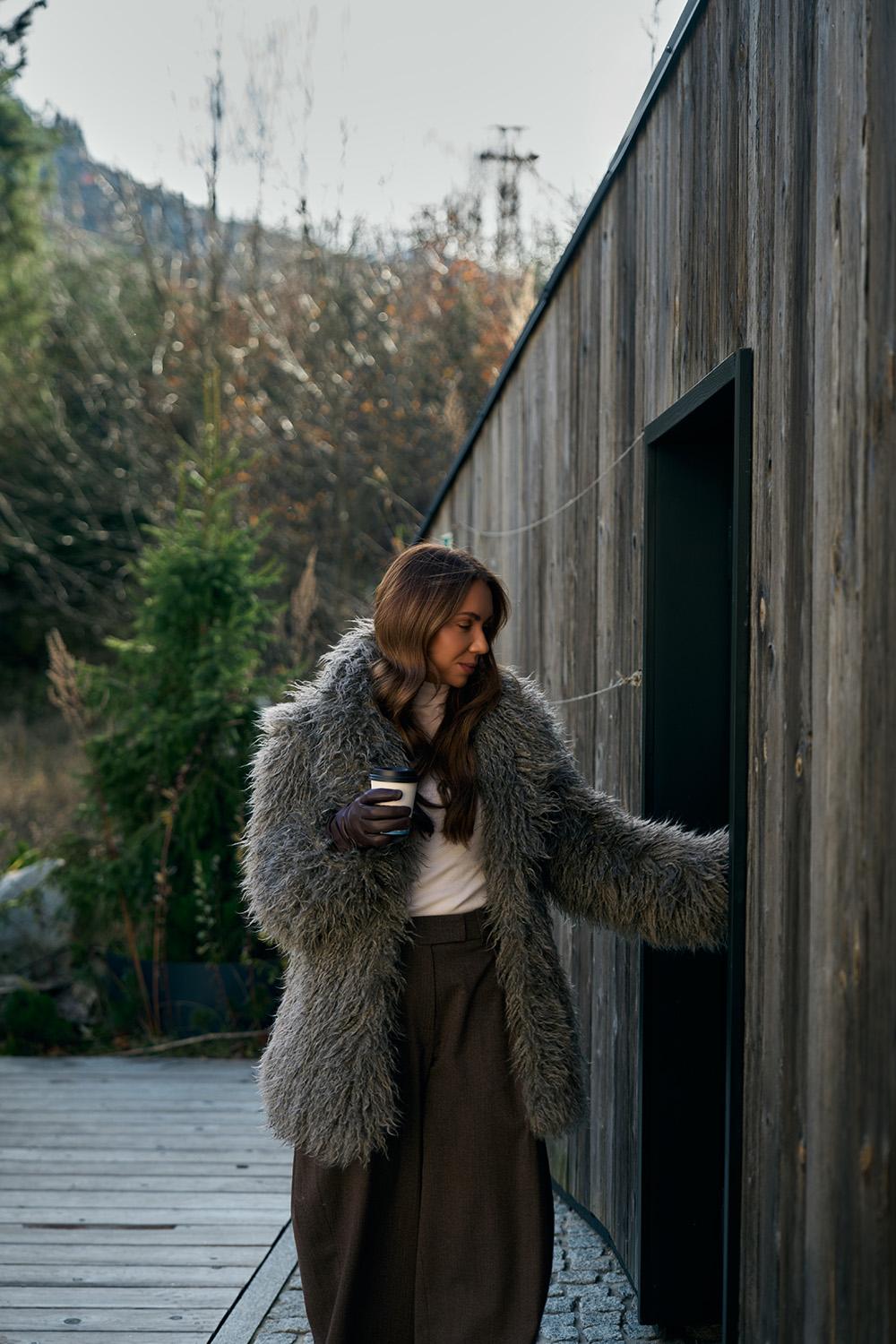 Shadow faux fur jacket – NAOKO-STORE.com