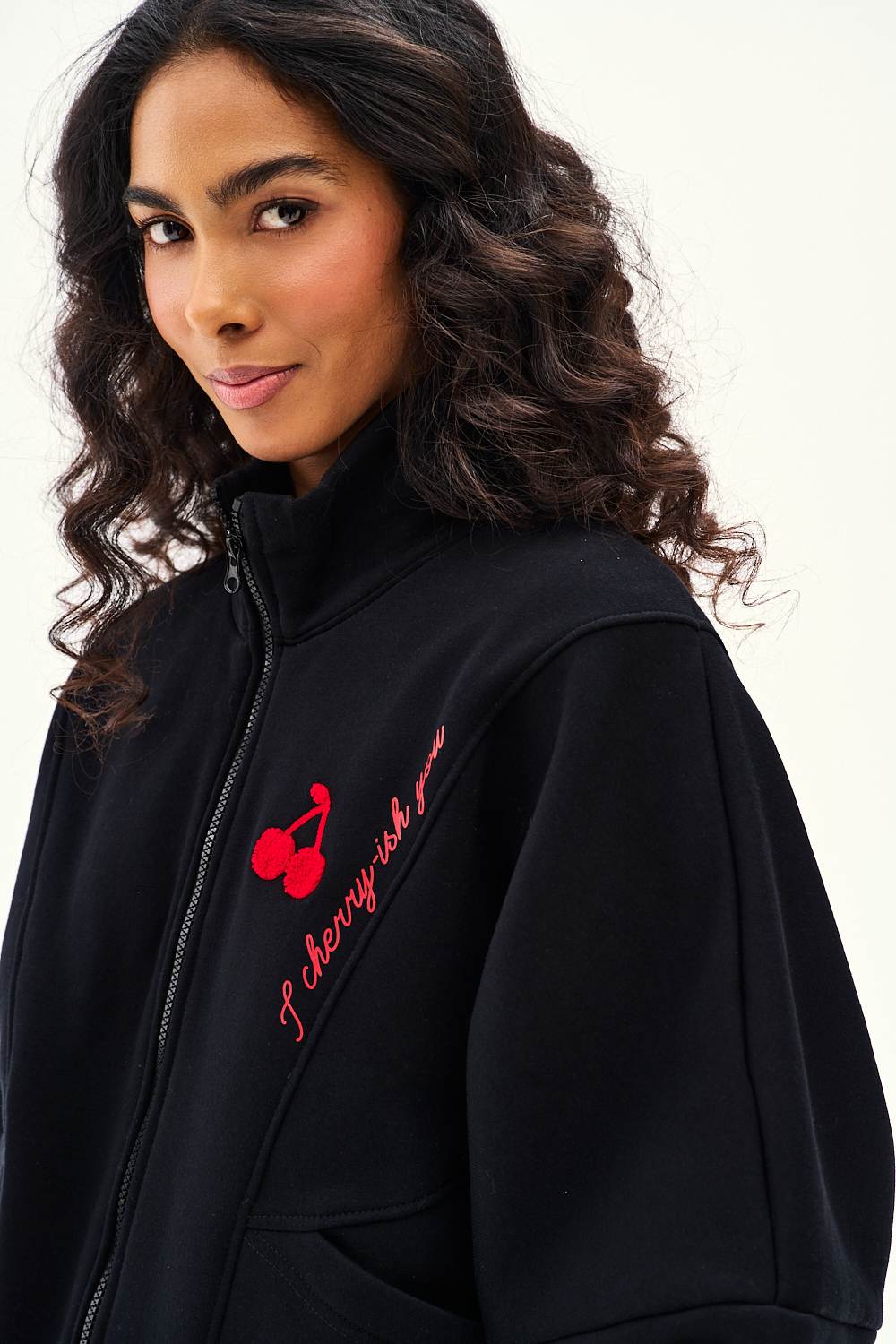 PHERE Piscium Zip-up jacket ジップアップブルゾン Cherry-ish Moments zip-up sweatshirt – NAOKO-STORE.com
