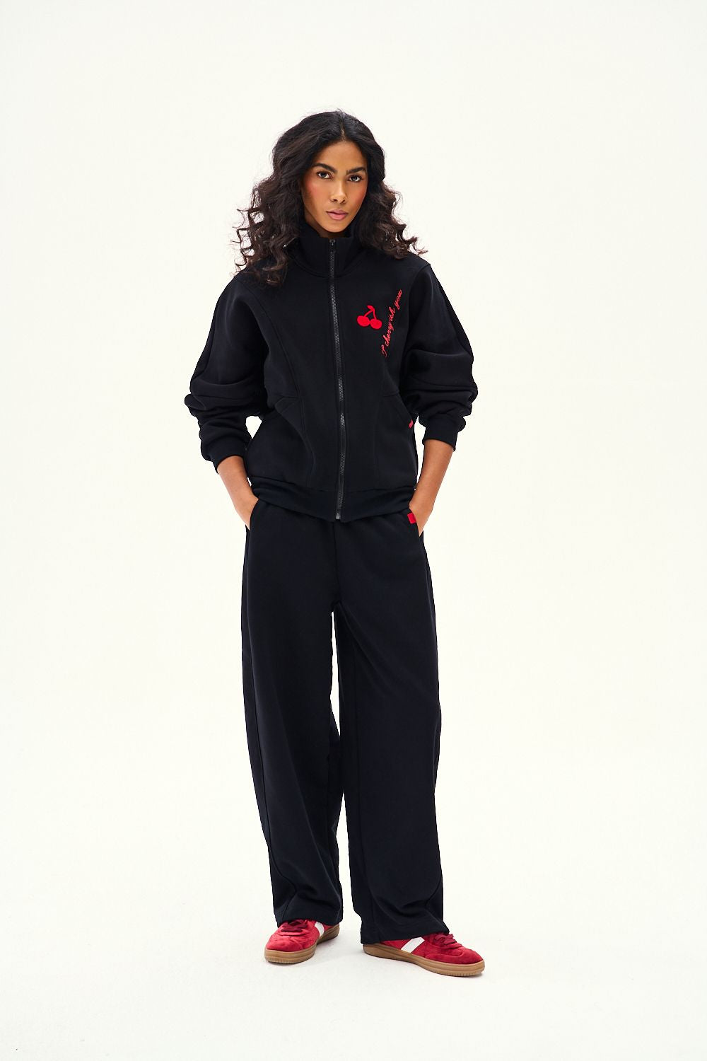 Pantaloni de trening Cherry-ish Moments