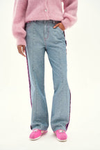 Good Timing Jeans