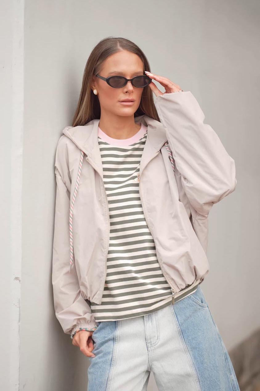 Parka corta con capucha Desert Flower