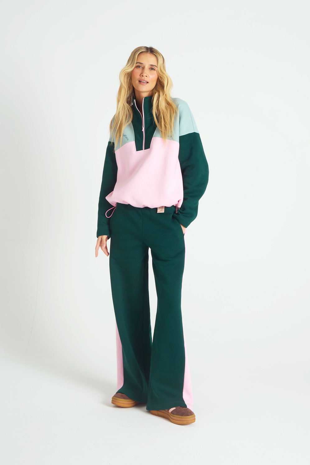 Pantaloni de trening Wise Love x Loveis Wise