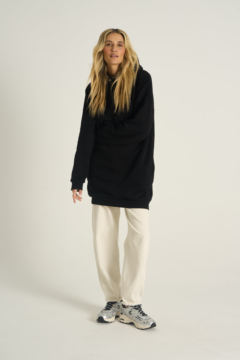 Wilder Fuchs langer Kapuzenpullover