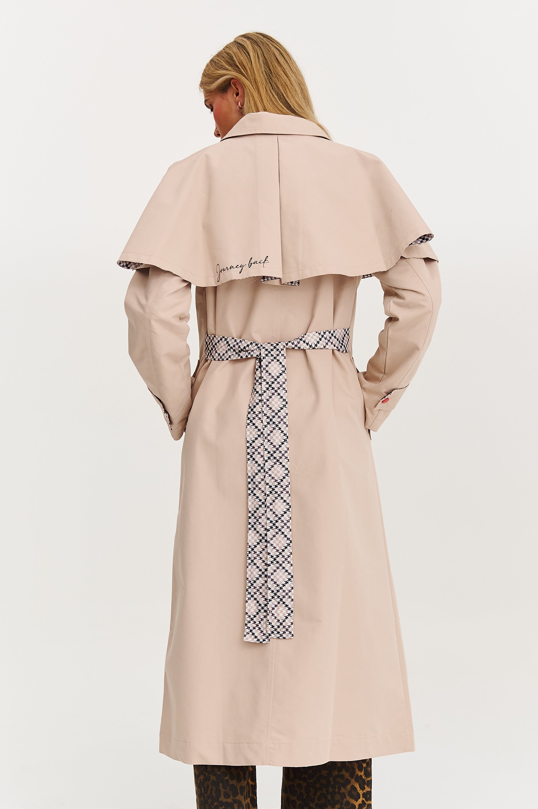 City Nomad trenchcoat